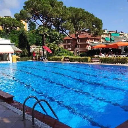 Portofino - Near The Sea, Pool -tennis - Wifi Lägenhet *