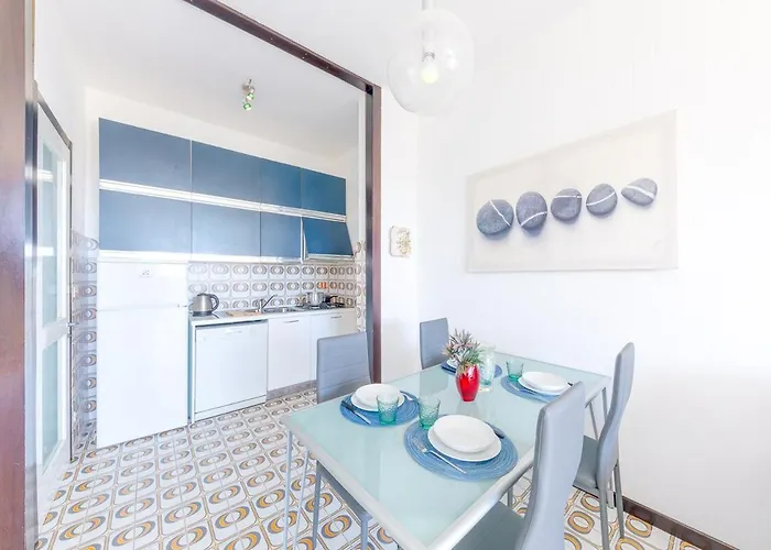 Portofino - Near The Sea, Pool -tennis - Wifi Appartement